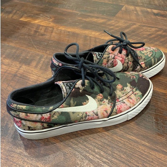 janoski floral digi camo